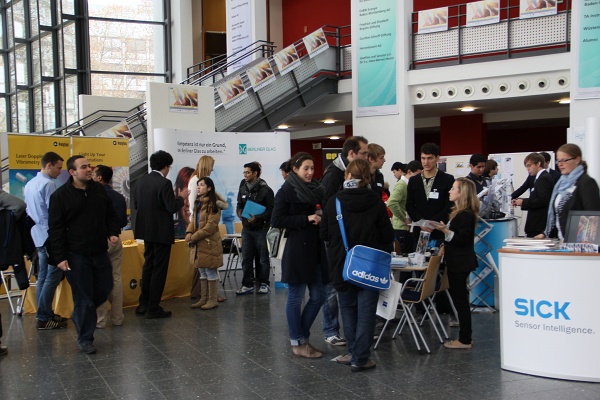 Industry Contact Fair 2012_5.JPG